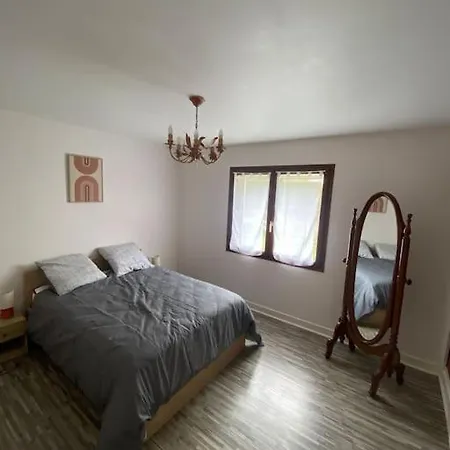 Appartement Au Bord Du Avec Terrasse *
